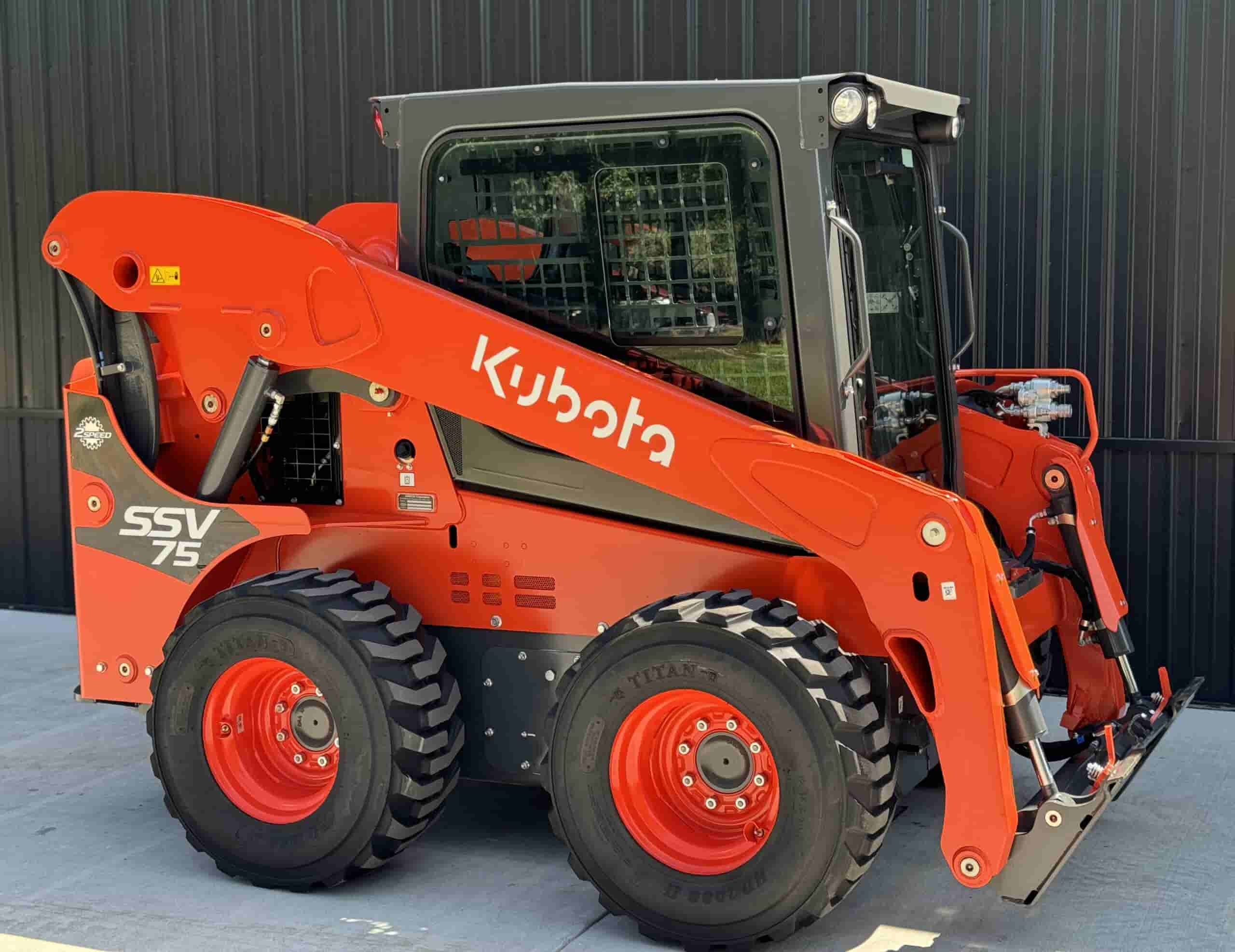 2024 KUBOTA SSV75 HIGH FLOW
